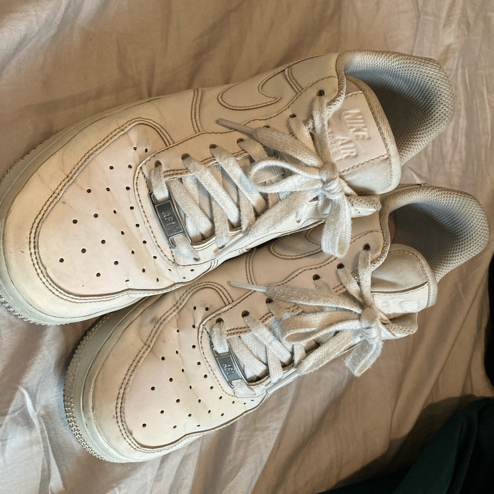 COPY - Nike Air Force 1’s reflective white